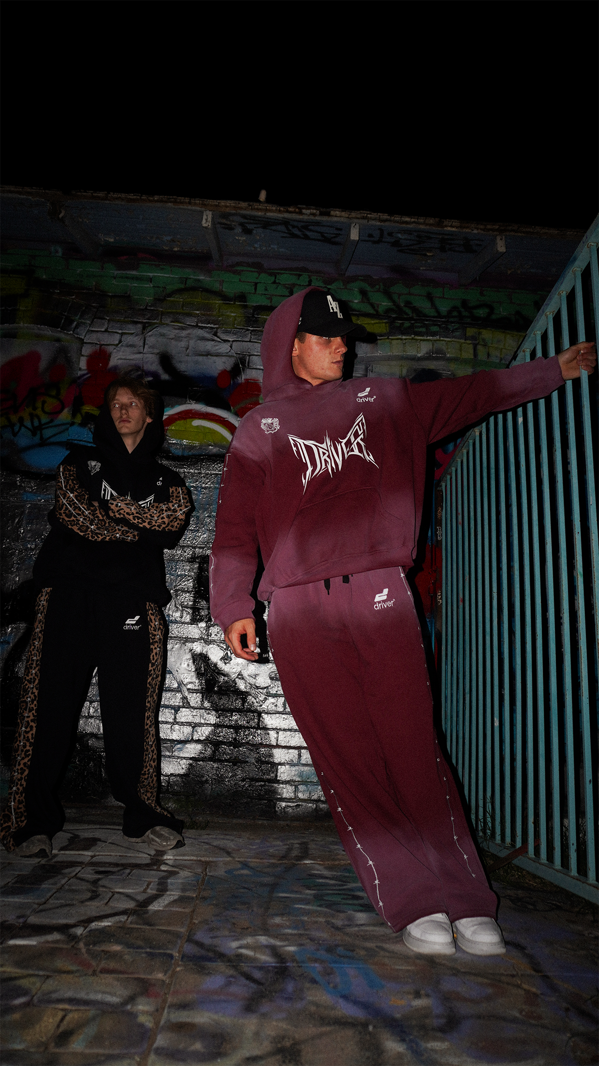 BARBED WIRE SET (CRIMSON)