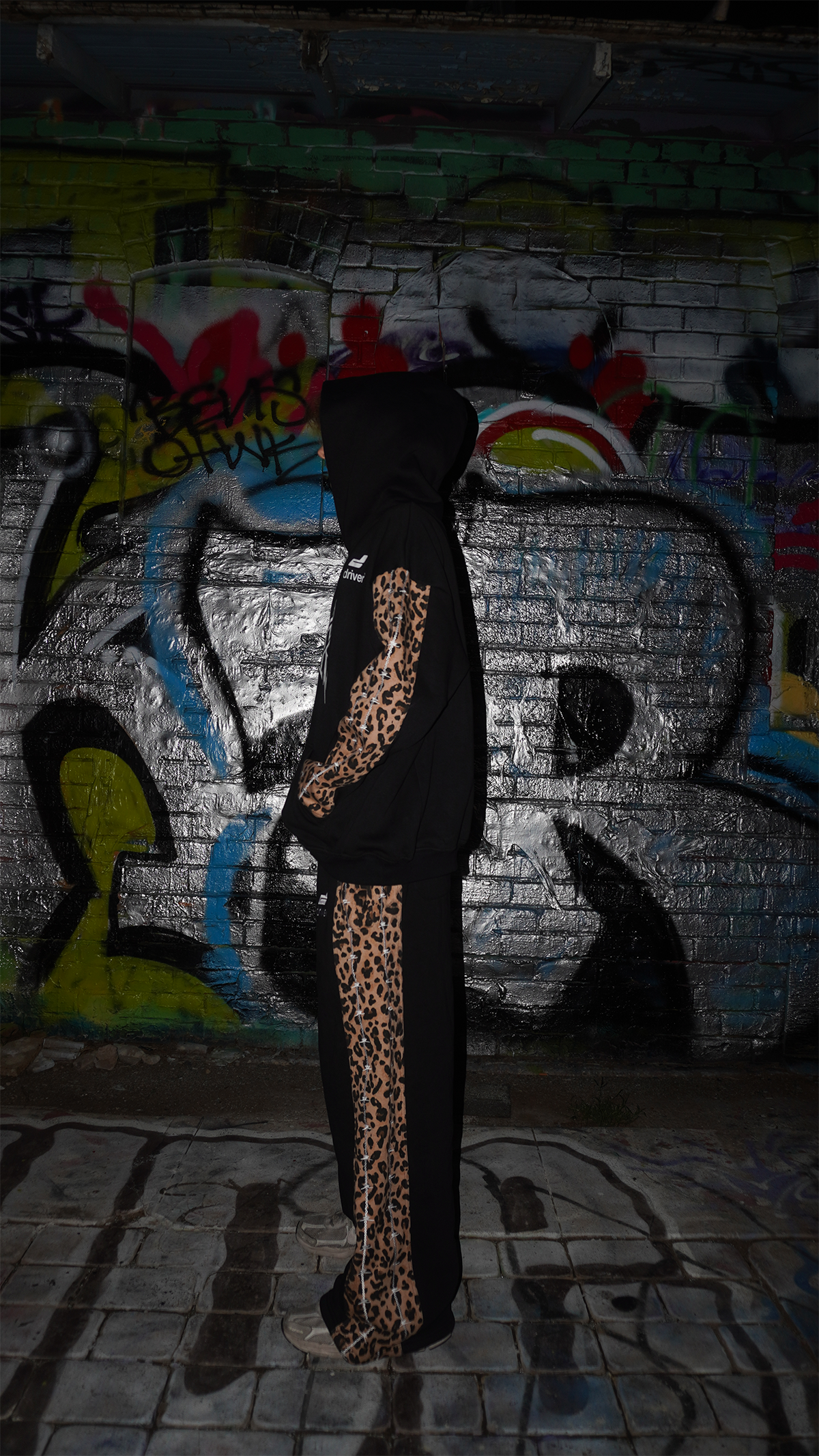 BARBED WIRE HOODIE (CHEETAH)