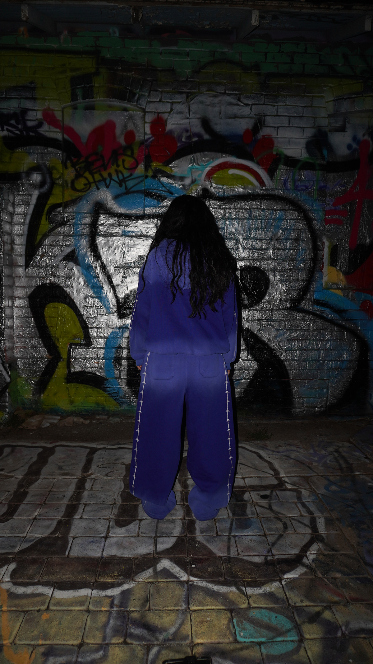 BARBED WIRE SWEATS (AZURE)